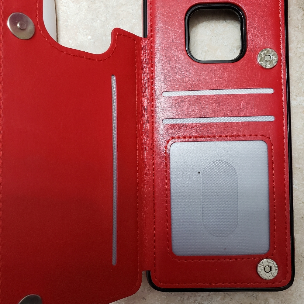 Phone case - Picture 2 of 7